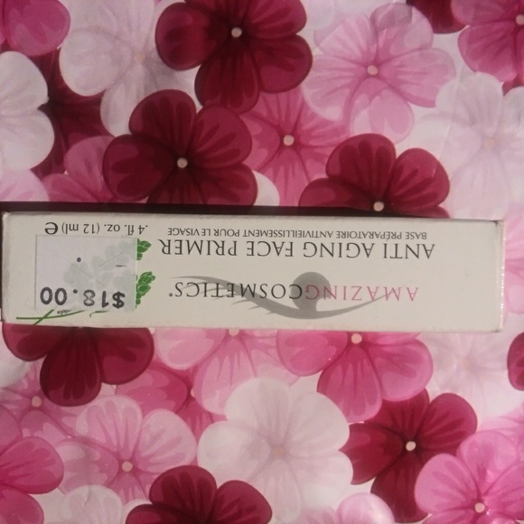 Amazing Cosmetics - Picture 2 of 2